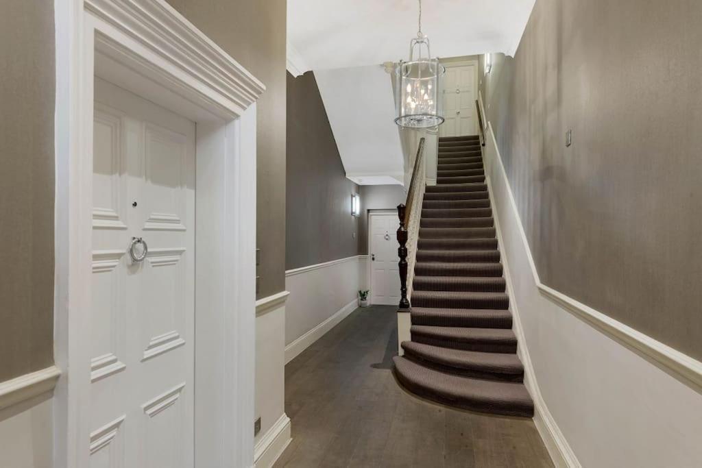 Wonderful Knightsbridge Apartment By Harrods London Eksteriør bilde